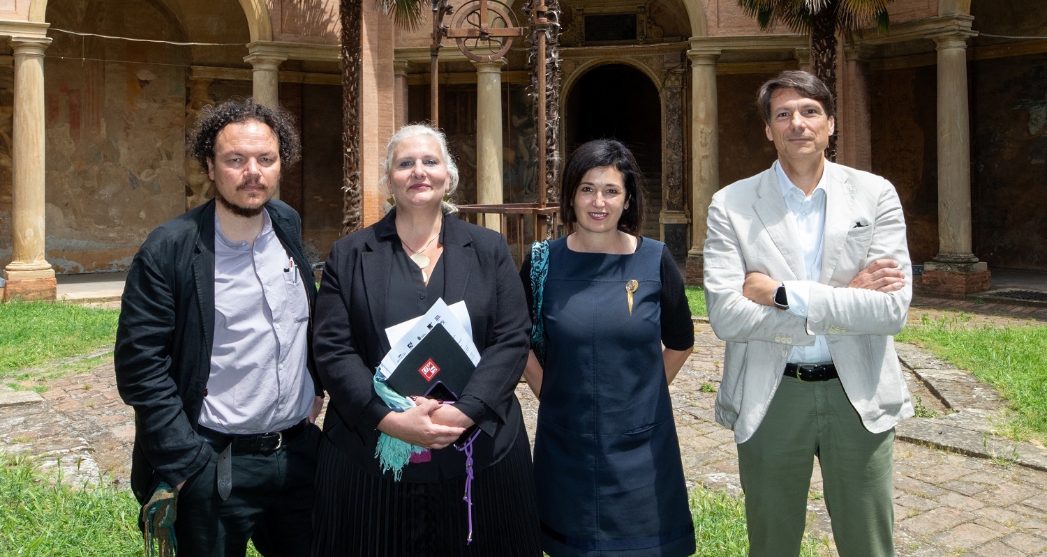 Gianluca Guidotti ed Enrica Sangiovanni di archiviozeta, Elena Di Gioia delegata alla cultura di Bologna e Città Metropolitana, Anselmo Campagna direttore generale del Rizzoli